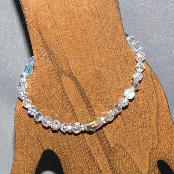 Creations Georgianni Faceted Iridescent Crystal Bracelet - Picture 2 of 6